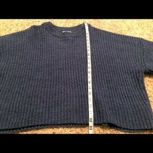 H&M Crop Top Sweater